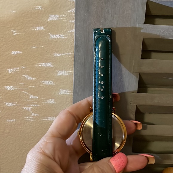 Vintage Snowman Green Leather Band Wristwatch - Picture 4 of 5